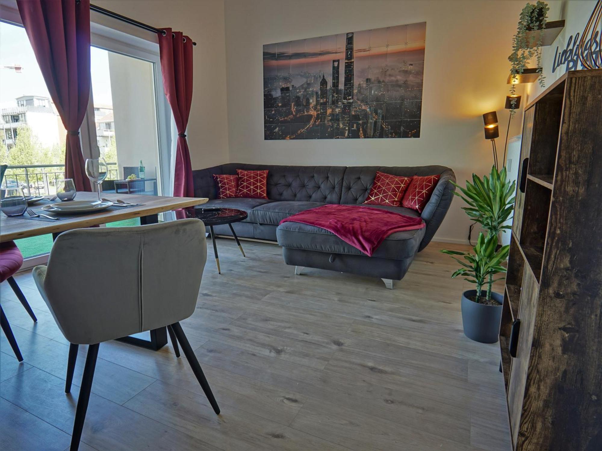 شقة "Hogulu" Brandenburg, Balkon, Neustadt, Kueche, Wassernaehe - Parkplatz Inklusive Brandenburg  الغرفة الصورة