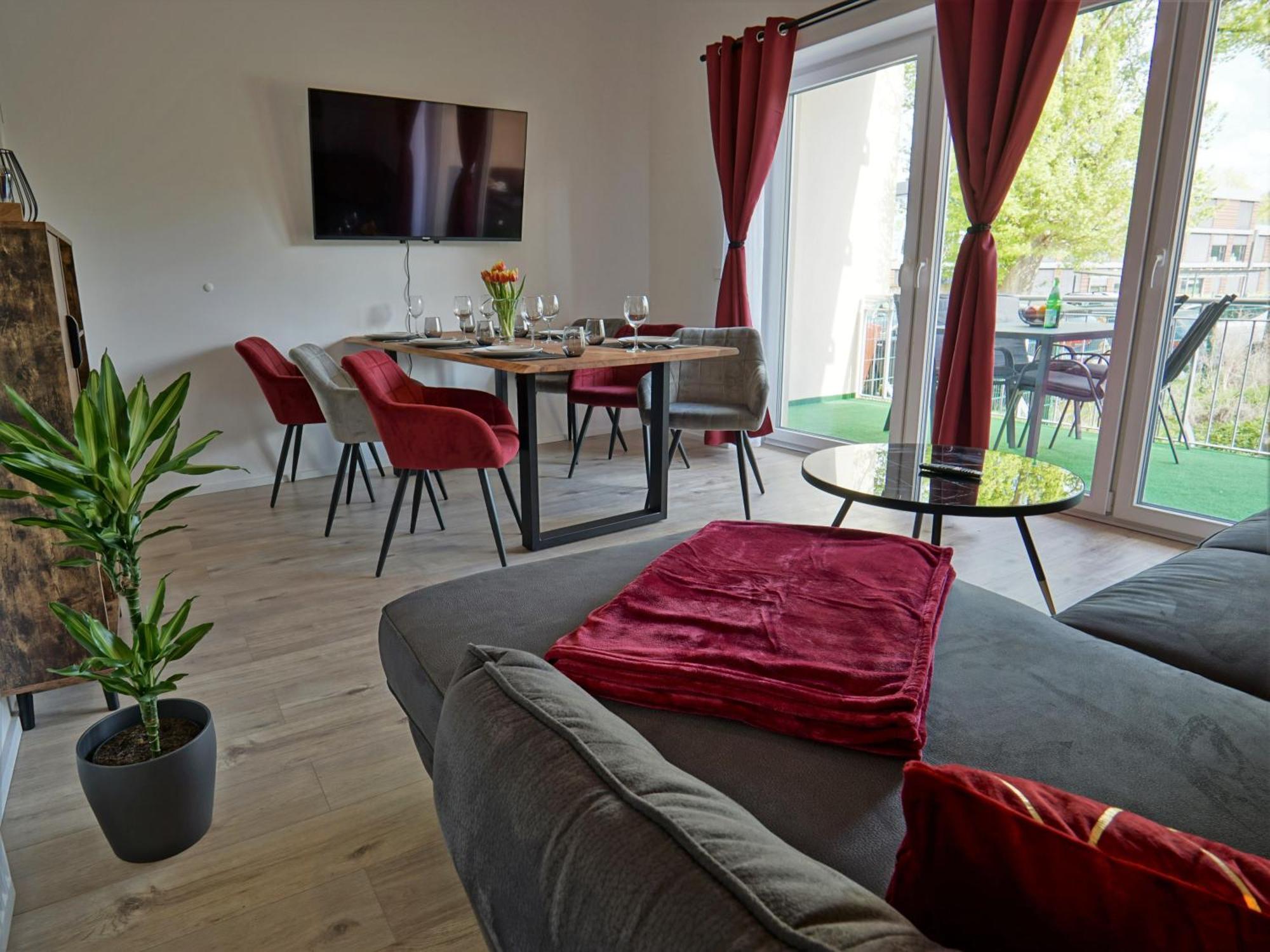 شقة "Hogulu" Brandenburg, Balkon, Neustadt, Kueche, Wassernaehe - Parkplatz Inklusive Brandenburg  الغرفة الصورة